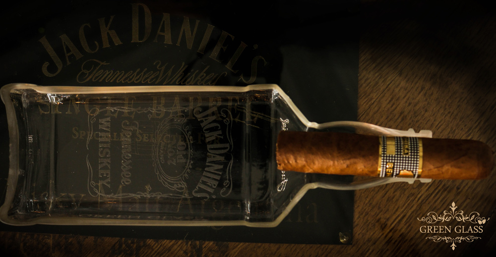 منفضة سجائر Habanero بواسطة Jack Daniels