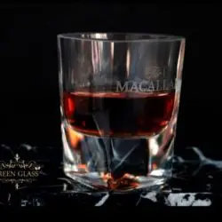 मैकलान दुर्लभ कास्क ग्लास