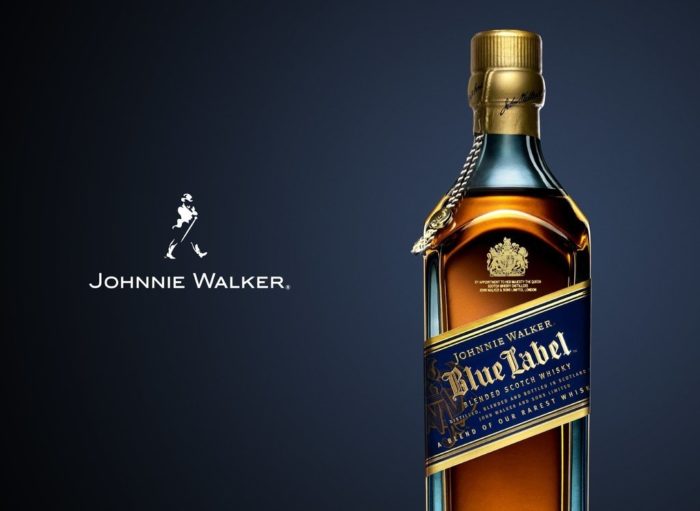 Bottiglia di whisky blu personalizzata Johnnie Walker
