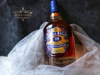 Botella de whisky Chivas Regal 18 personalizada