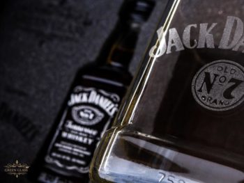 Vaso y botella para regalo Jack Daniels