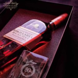 Regalos de Whisky Personalizados: Elegancia y Arte en Vidrio