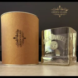 Vaso de whiskey Jack Daniels edición Green Glass OUTLET creado de la botella reciclada original.