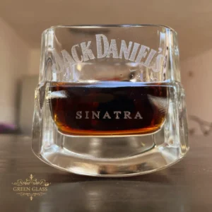 Vaso de whisky Johnnie Walker Blue Label upcycling de lujo por Green Glass Argentina